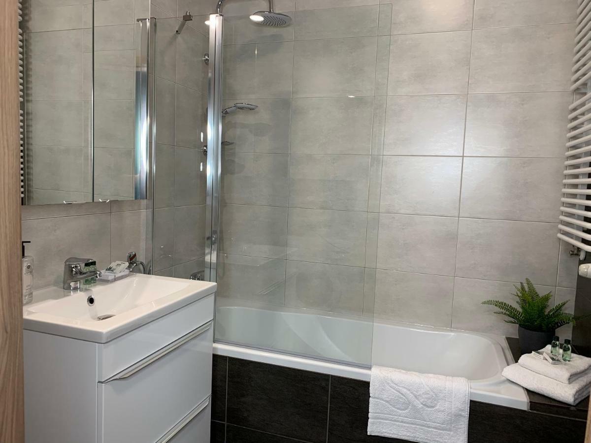 Wroclaw Premium Apartment 4You Ngoại thất bức ảnh